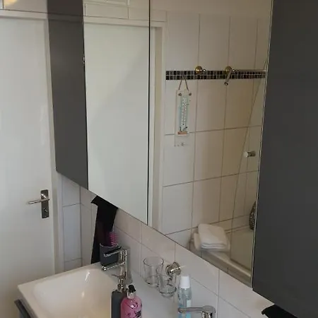 Beliebte 60qm In Zwischen Duesseldorf & Koeln Apartment Neuss